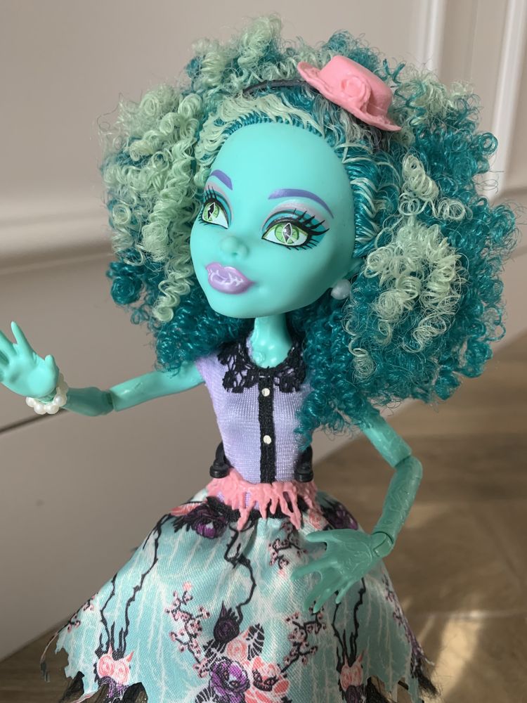 Monster High, колекція, 900 грн кожна