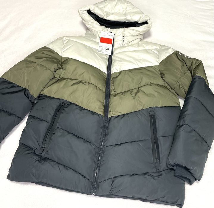 Зимова куртка для хлопчика від преміум бренду C&A.