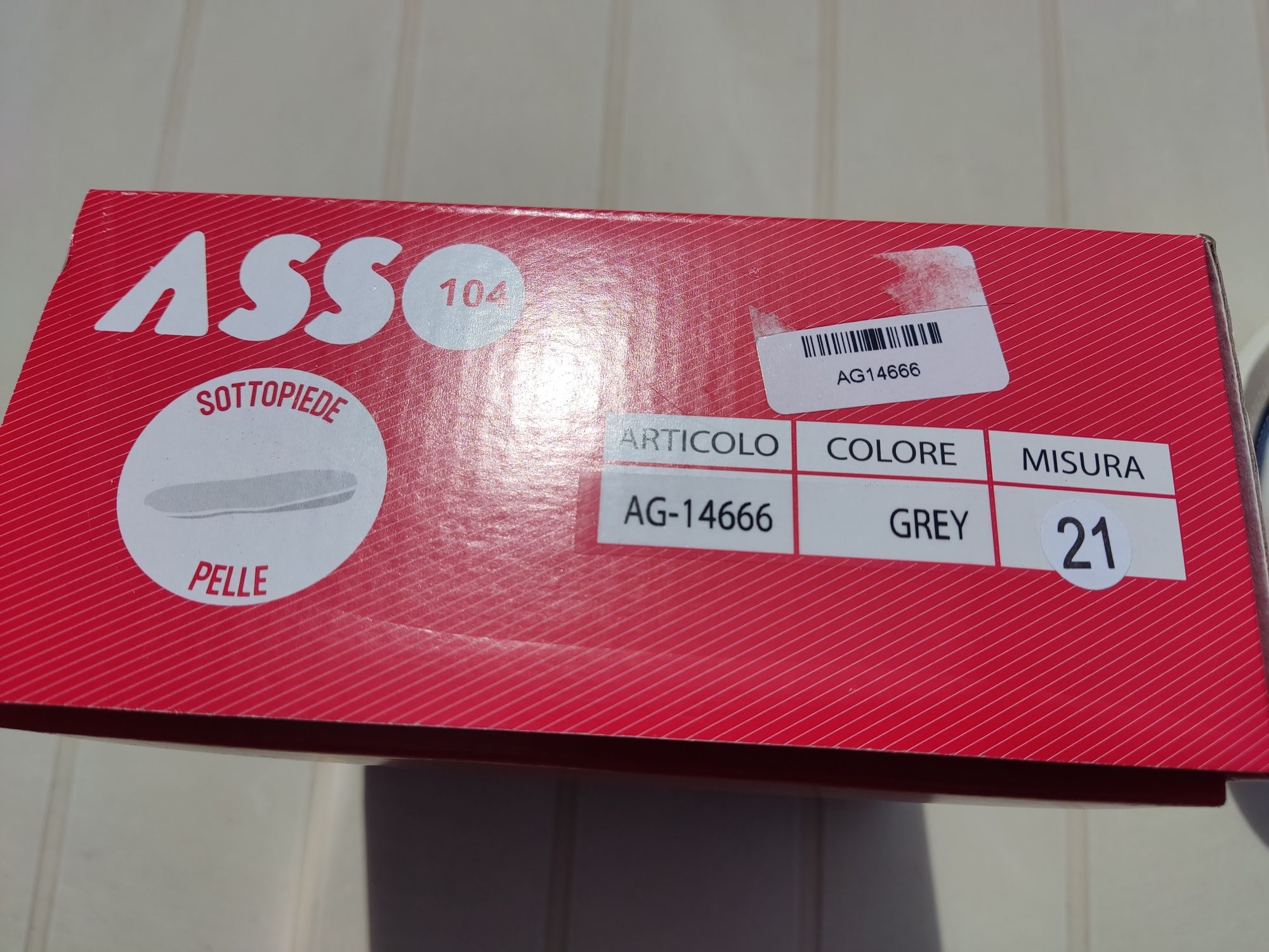 Tênis ASICS Tamanho 21