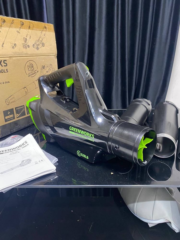 Повітродув вітродув з Німеччини Greenworks GC82BLB для рюкзака