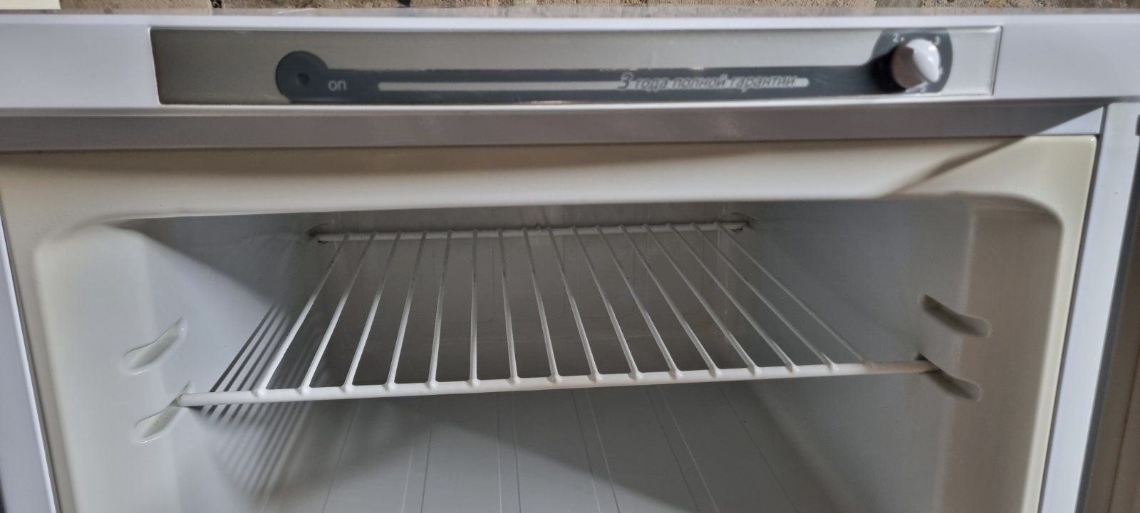 Холодильник  Indesit