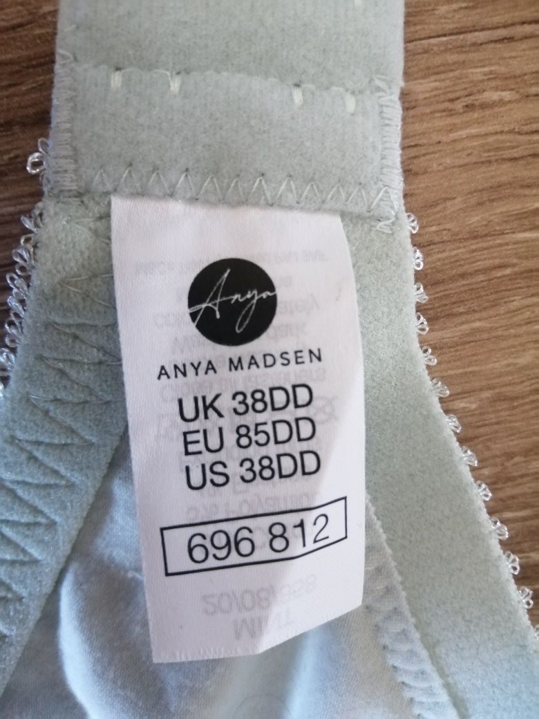 Stanik nowy 85dd anya madsen biustonosz