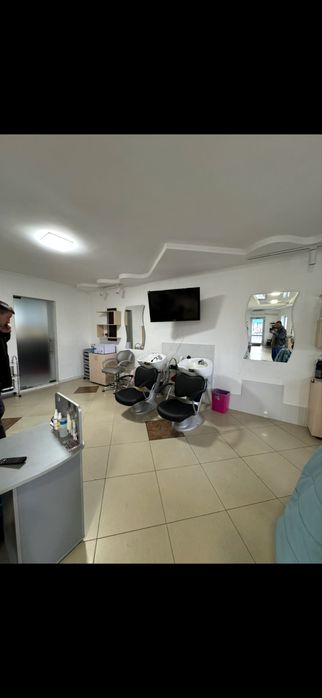 Оренда місця в салоні краси | Манікюр, Брови, Перукар |