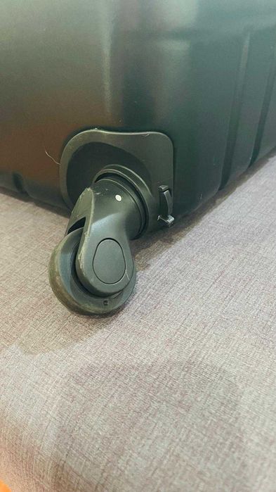 Mala Grande 32 kg ABS 4 Rodas removíveis