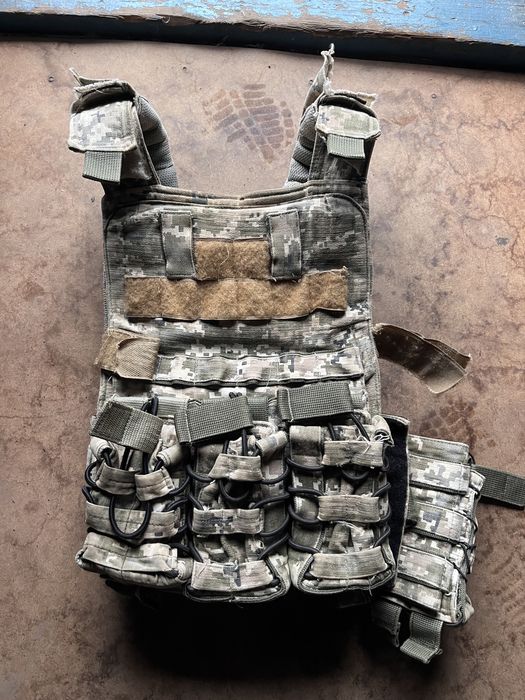 Військове спорядження