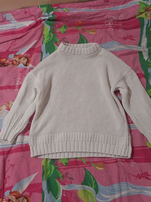 Крутий светр від Zara