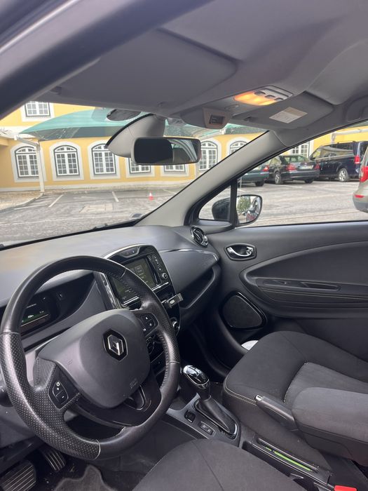 ZOE Intens R110 com bateria propria 40kwh 2019 9.500e