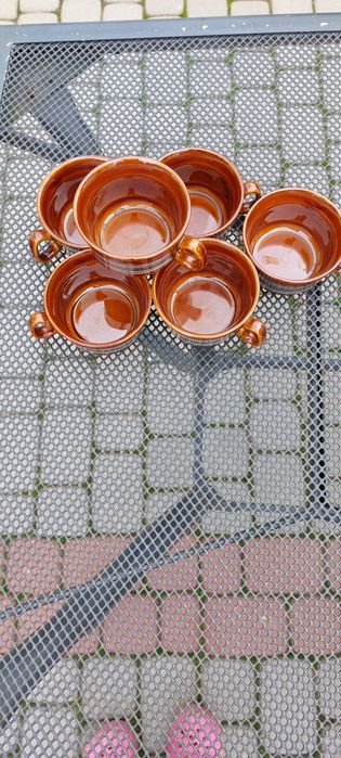 Filiżanki na barszczyk