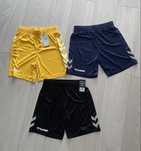 Czarne spodenki hummel sportowe