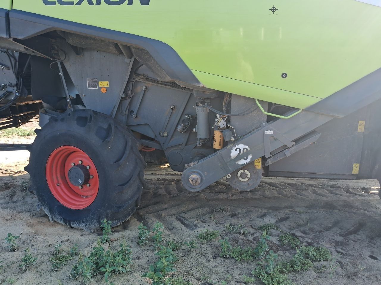 Комбайн Claas Lexion 750
