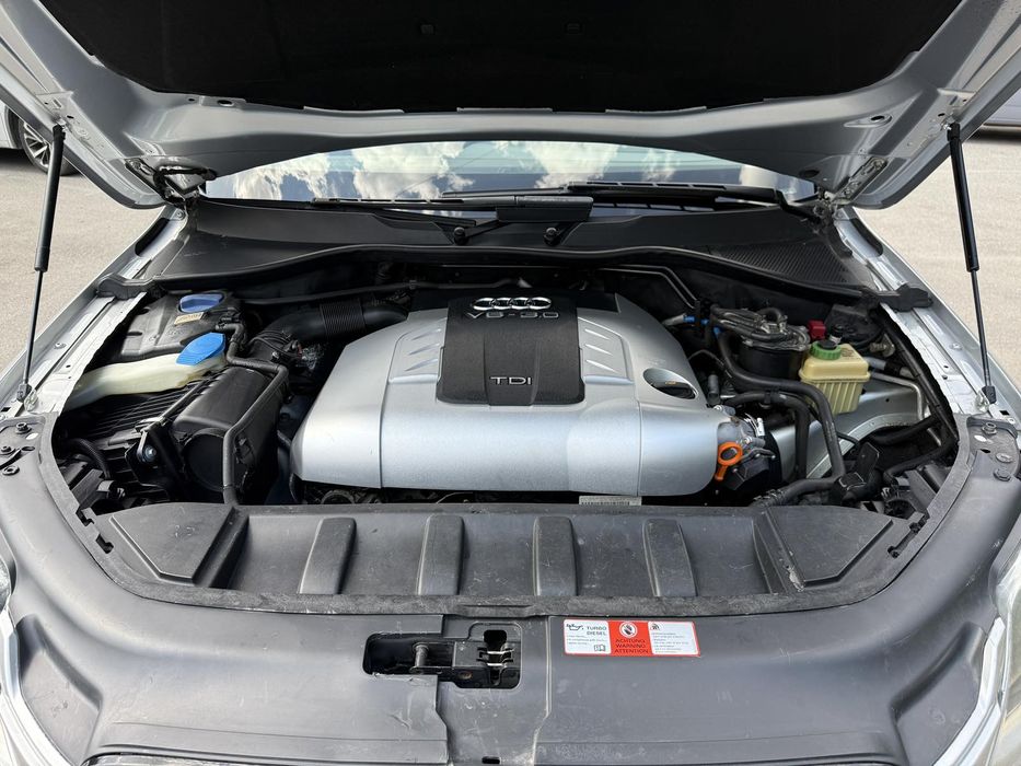 Audi q7 в гарному стані