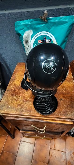 Máquina café dolce gust