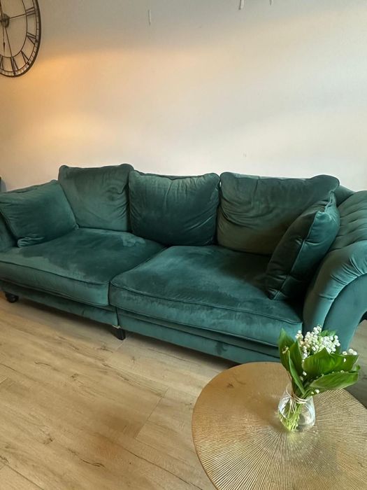 Sofa 2-3 osobowa + pufa + 4 krzesła