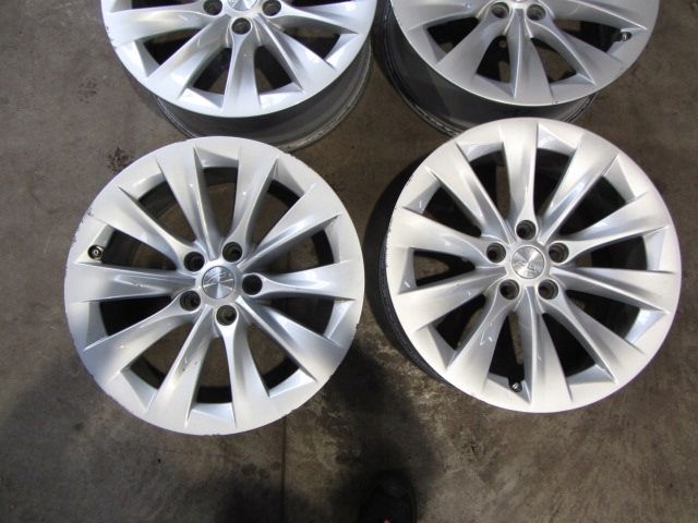 Felgi aluminiowe tesla 5x120 et40 8x19j