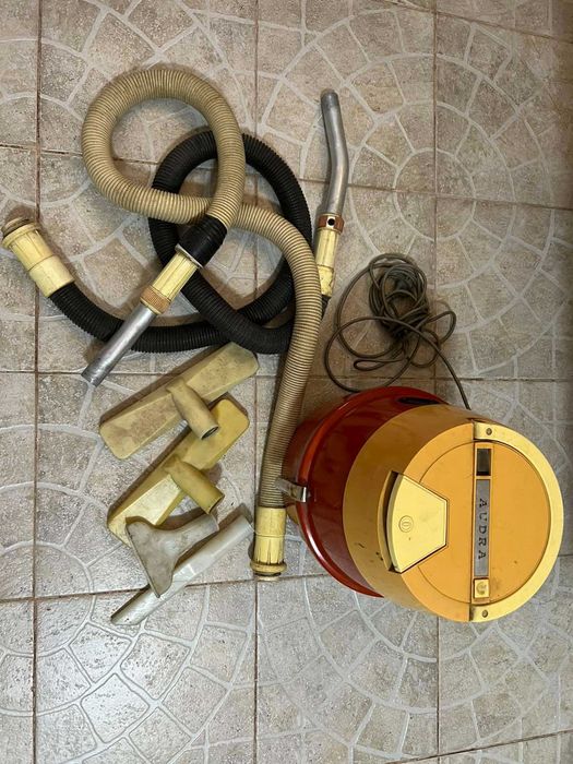 Пылесос AUDRA 1984 (Литва) 100% Рабочий - САМОВЫВОЗ