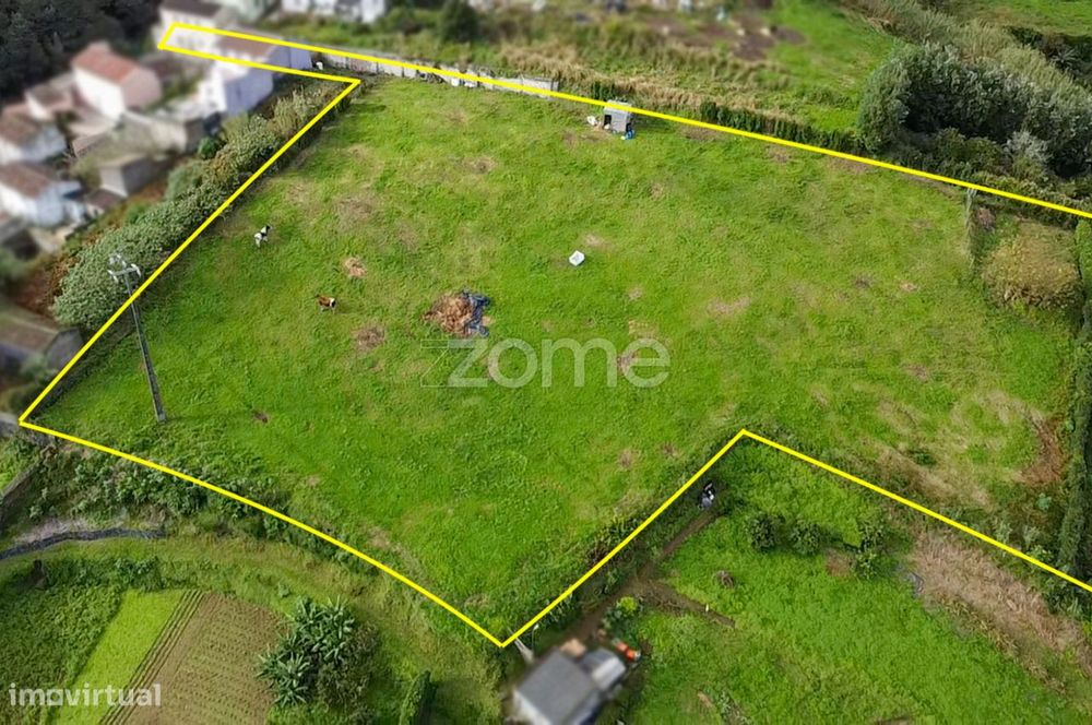 Terreno com 6900m2