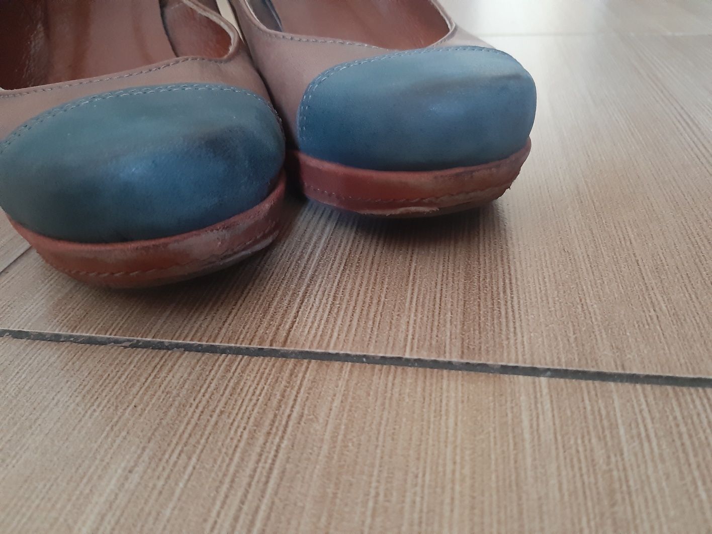 Buty skórzane Kordel roz.36 półbuty koturny