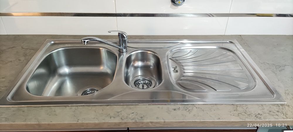 Lava-loiça Rodi Okio line, pia e meia, 50x100cm