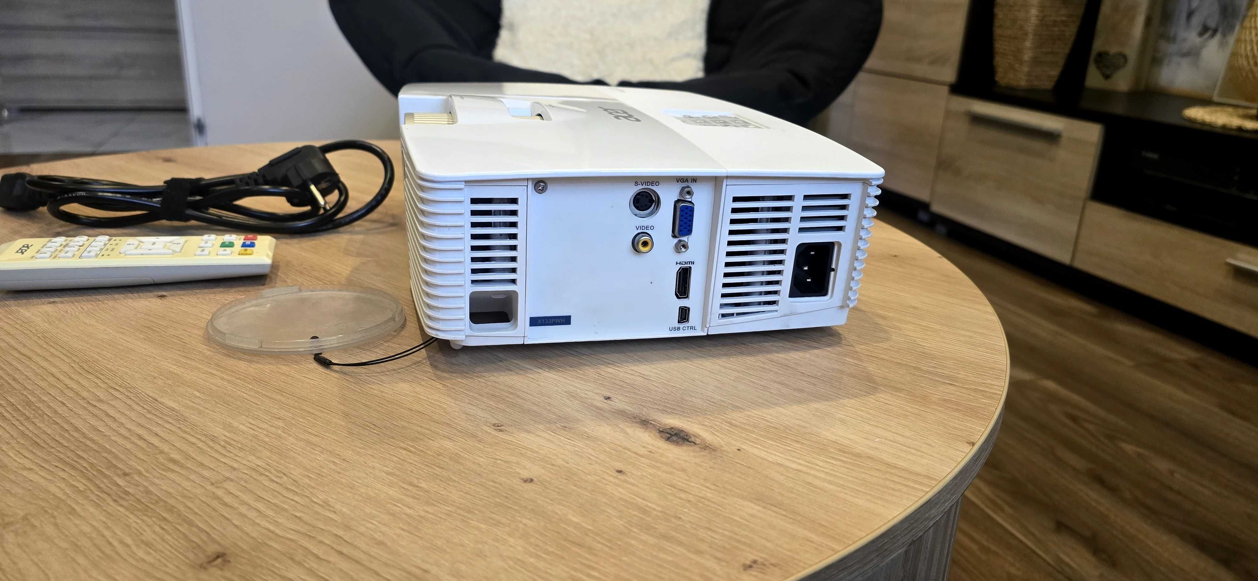 Projektor Acer X133 PWH DLP
