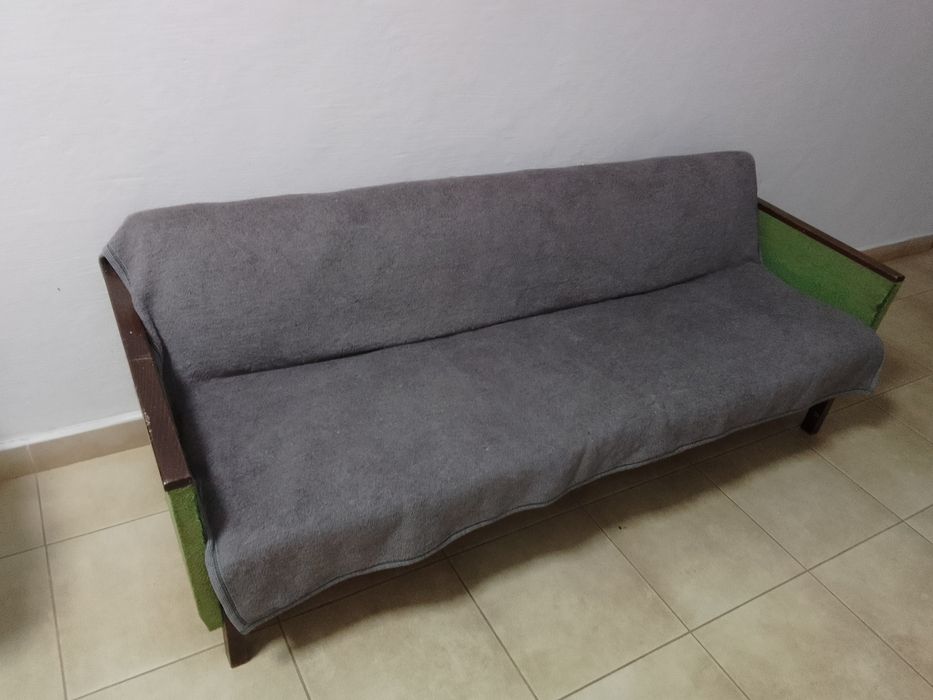 Продам диван книжка
