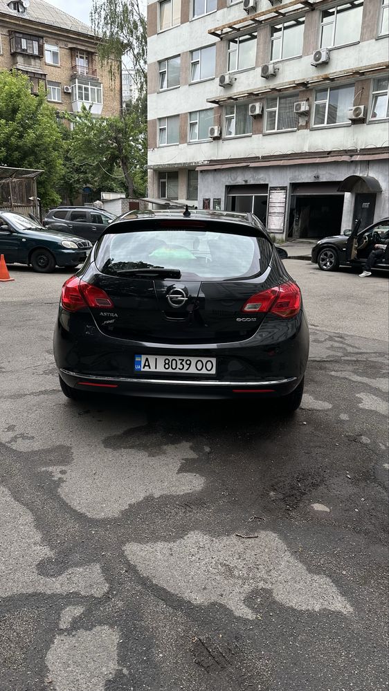 Opel Astra j 2015