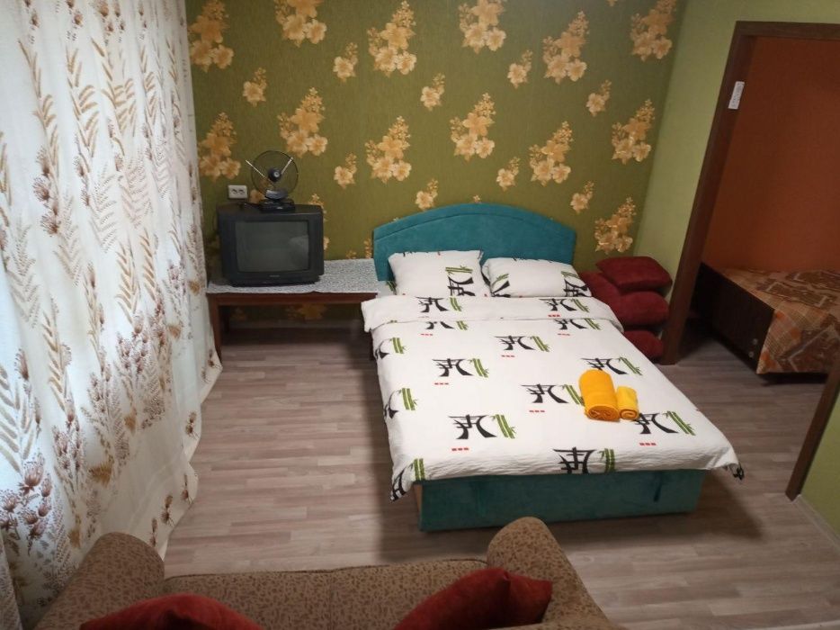 Уютная Квартира Почасово Посуточно Красный Камень, Парус,  5 мест.