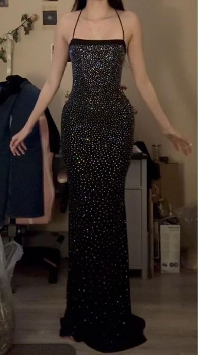 Sukienka długa, obcisła, studniówka