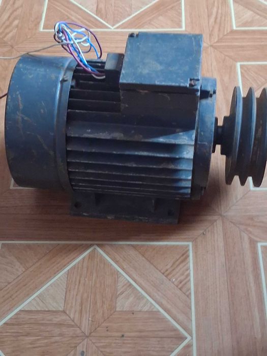 Електродвигун однофазний