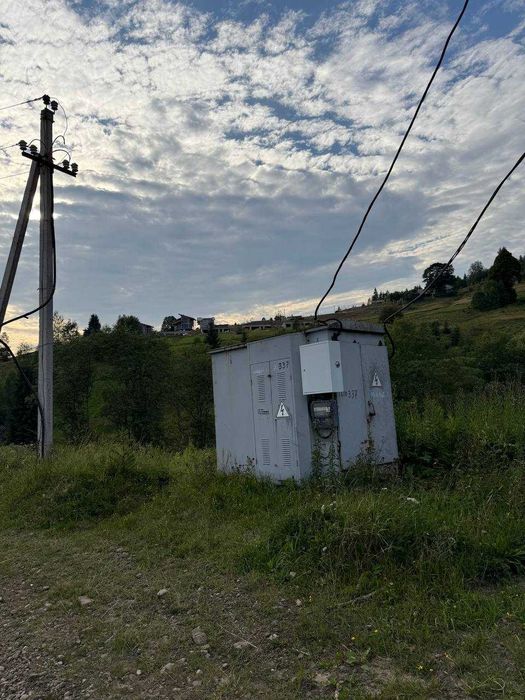 Незавершене будівництвопід готель, гори Вишків