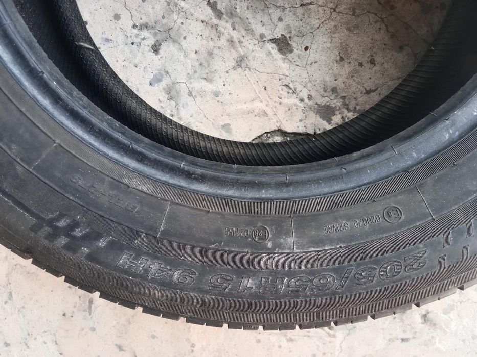 Резина літня R15