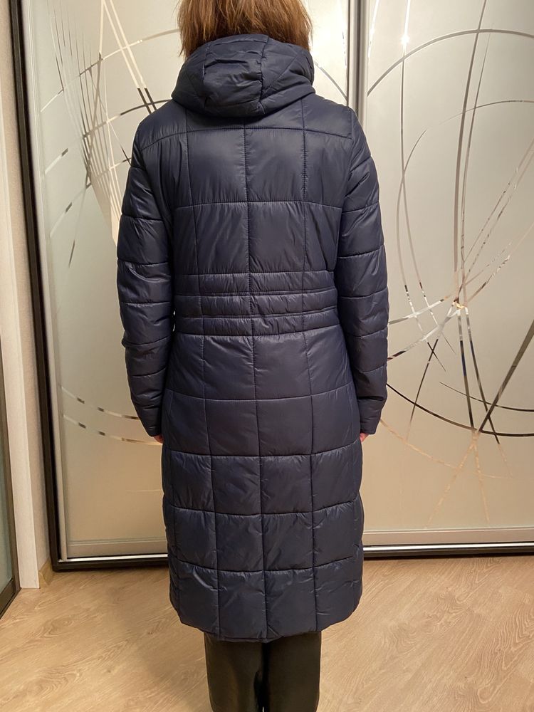 Жіноча довга куртка-пальто