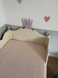 Śliczne łóżko dla dziewczynki