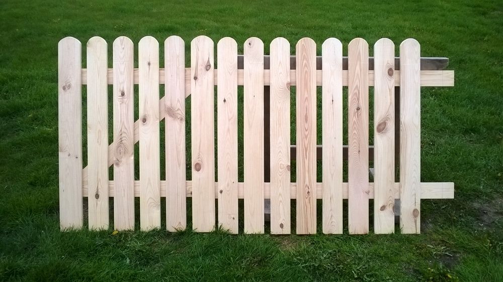 Sztachety drewniane na płot