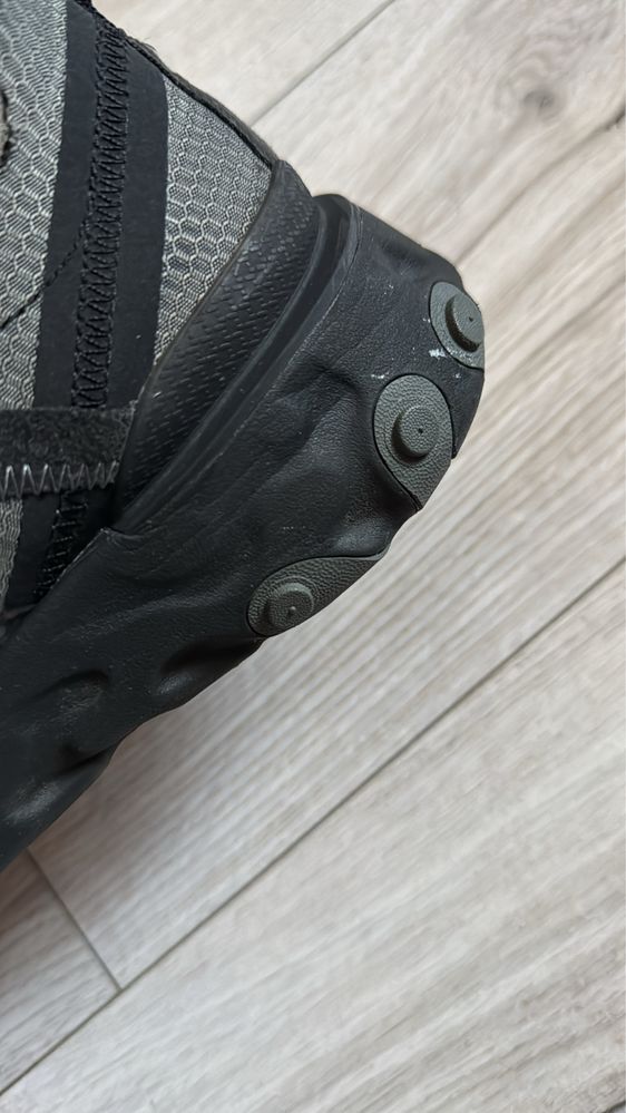 Кросівки Nike React Element 55