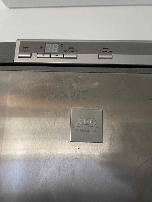 Vendo frigorifico Americano AEG