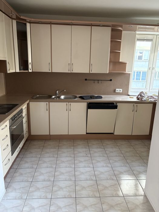 Sprzedam zabudowy kuchenne i lazienkowe - symboliczna kwota!