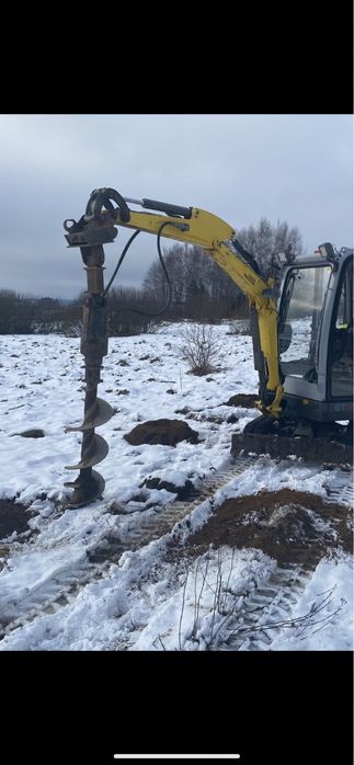 Czarnoziem piasek kamień Minikoparka wywrotka