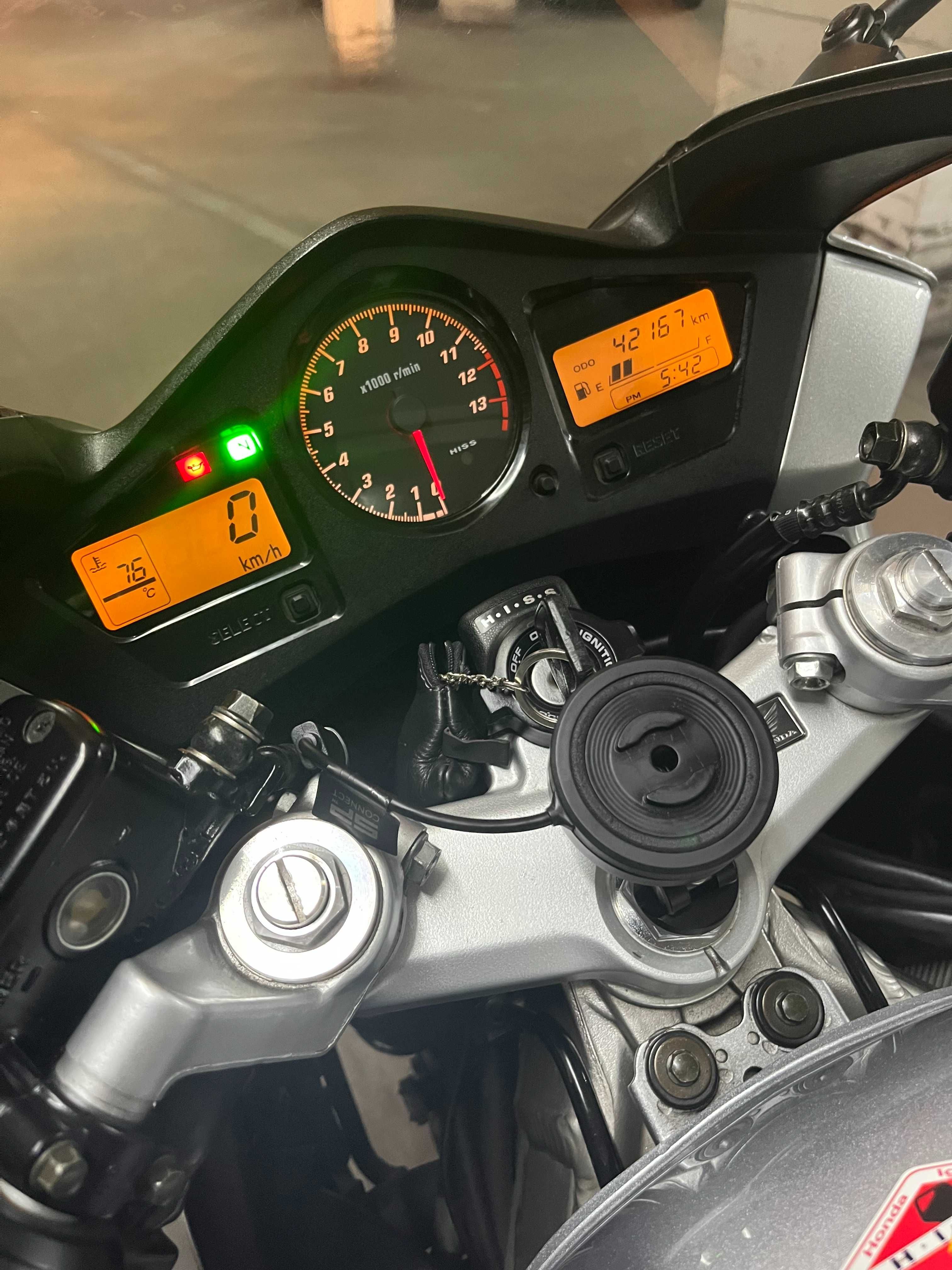 Honda VFR 800 VTEC-2004