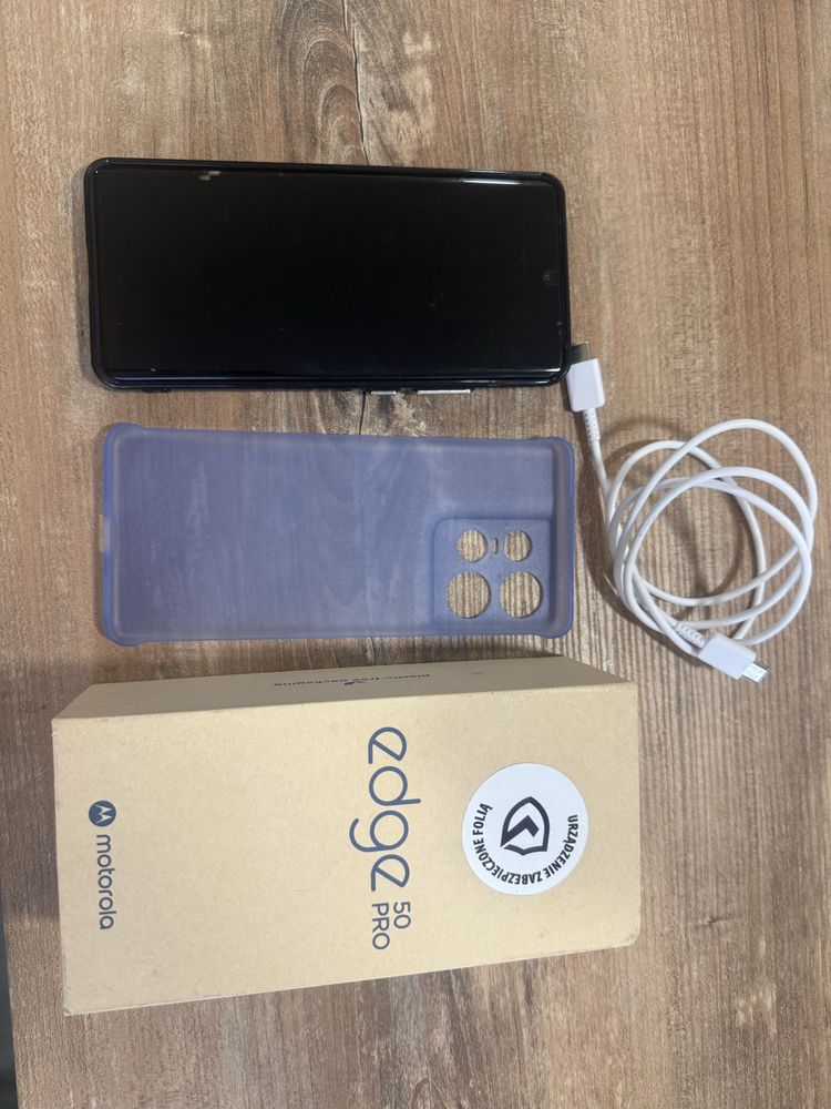 Motorola edge 50 pro niebieski, zestaw, jak nowa