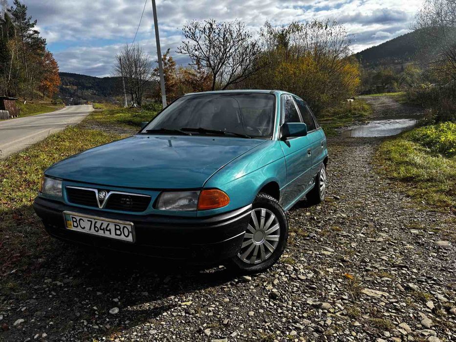 Опель астрп ф 1,6 газ бензин