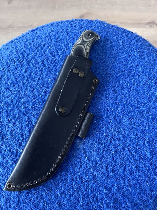 Nóż Bushcraftowy Varms ze stali D2