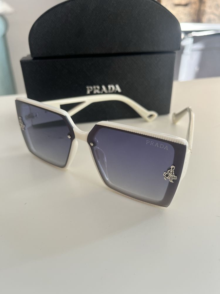 Okulary przeciwsłoneczne damskie Prada