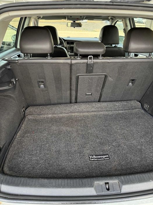 Volkswagen Golf VII 2.0 TDI DSG SE