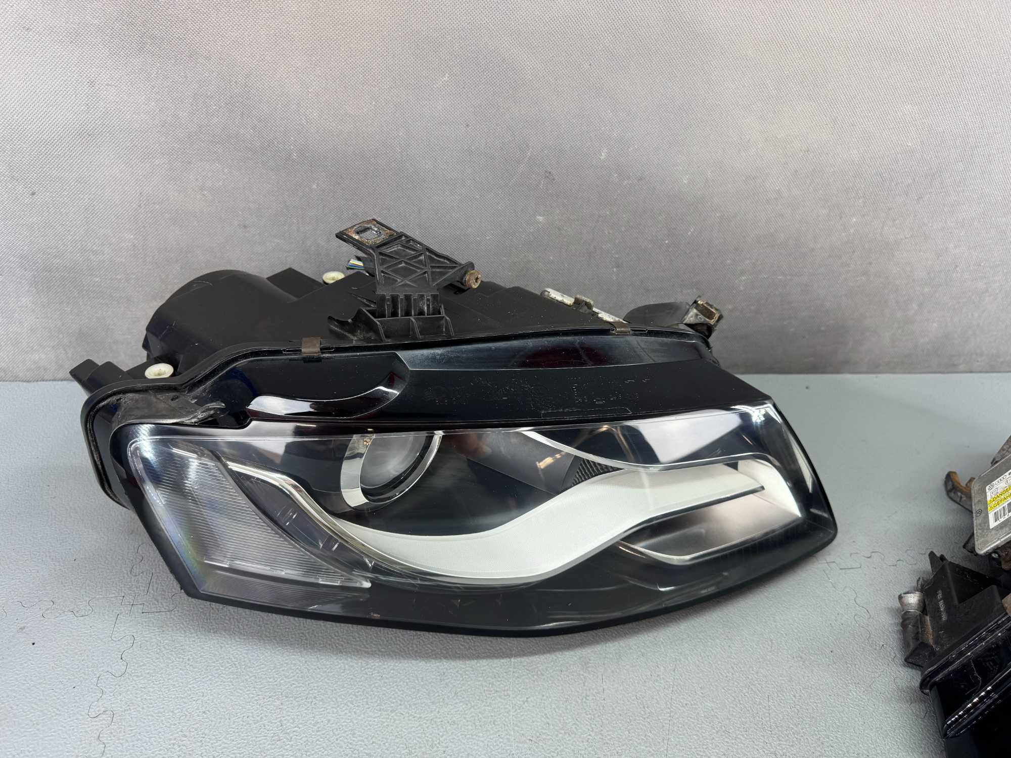 Audi A4 B8 Lampy Przód Przednie Bi-Xenon Komplet Lewa + Prawa EU IGŁA