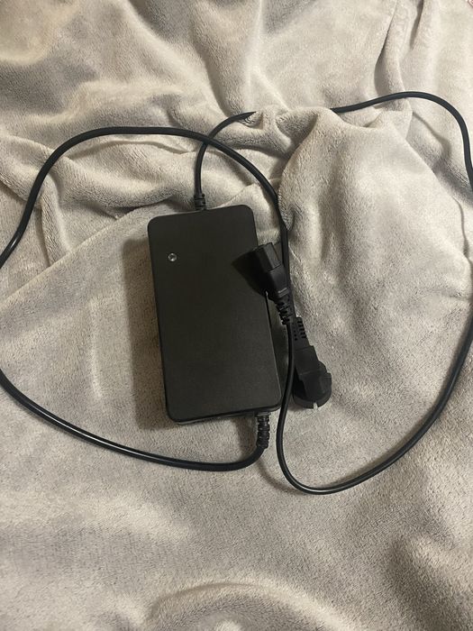 Зарядка для електро мопеда