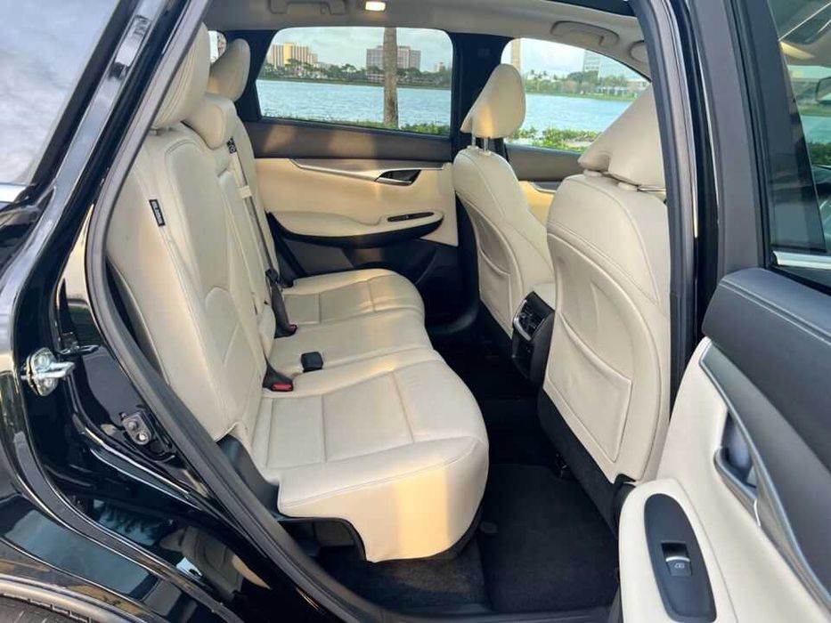 2022 Infiniti QX50 LUXE