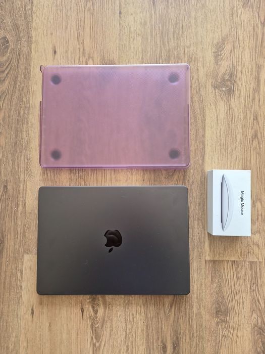 MacBook Pro 14 cali, M3 Pro, 18 GB RAM, 1 TB SSD