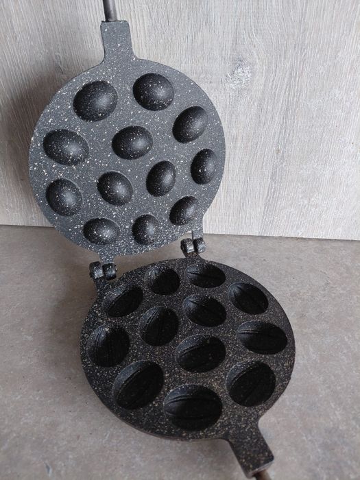 Орешница с антипригарным покрытием