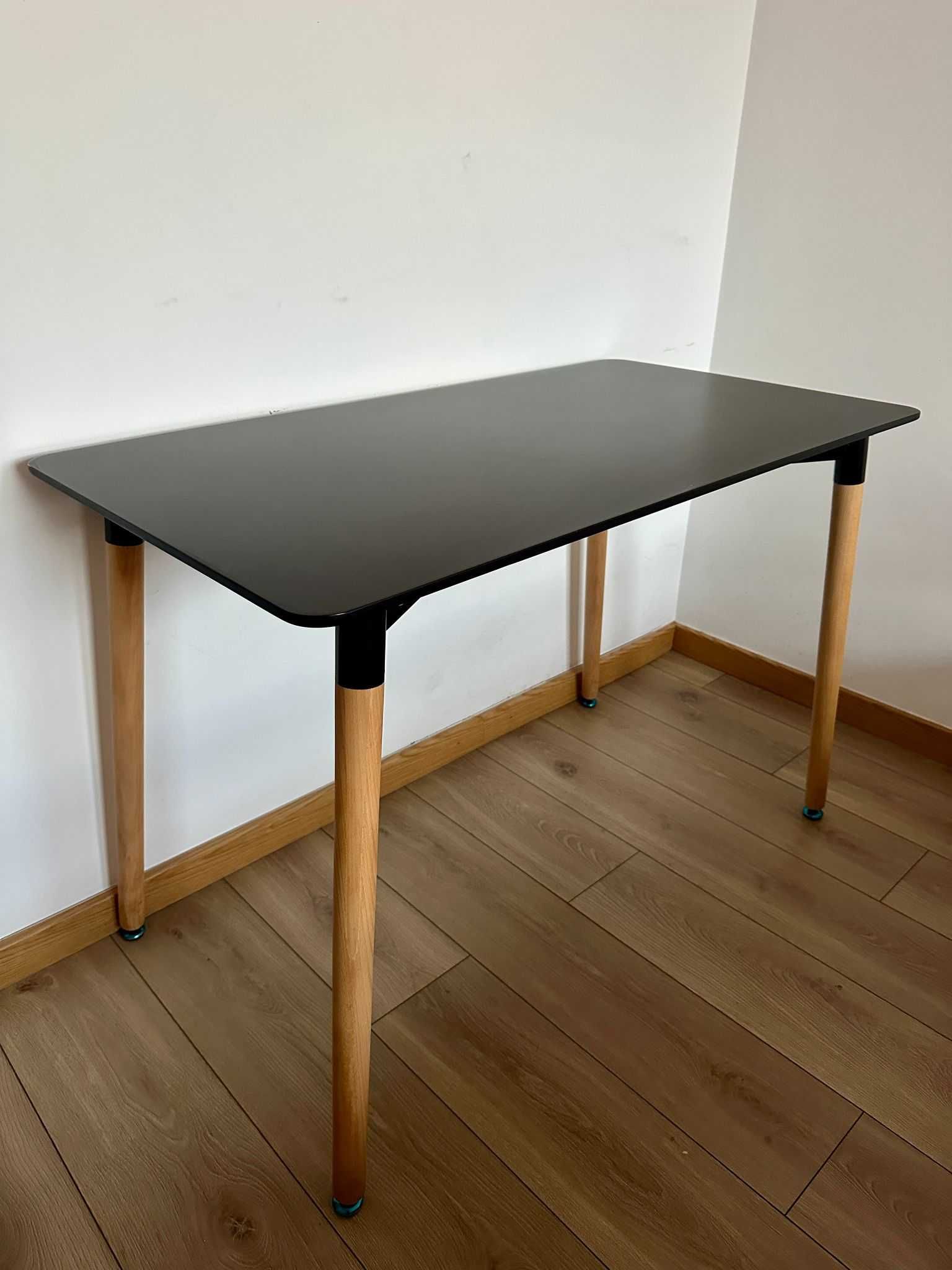 Mesa de Jantar 4 lugares 110x60cm