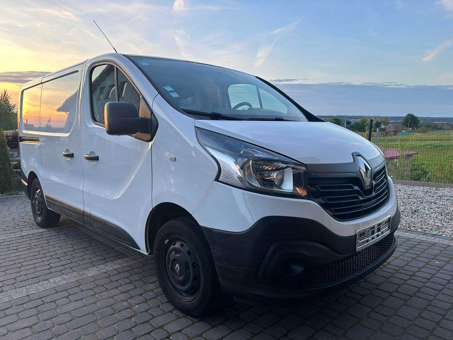Renault Trafic 2015r 1.6Dci 120KM uszkodzony silnik